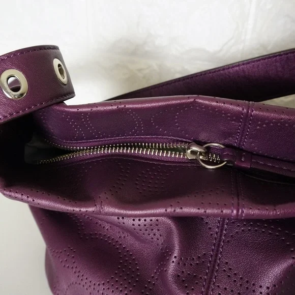 Coach Handbag beautiful!! - Picture 9 of 13